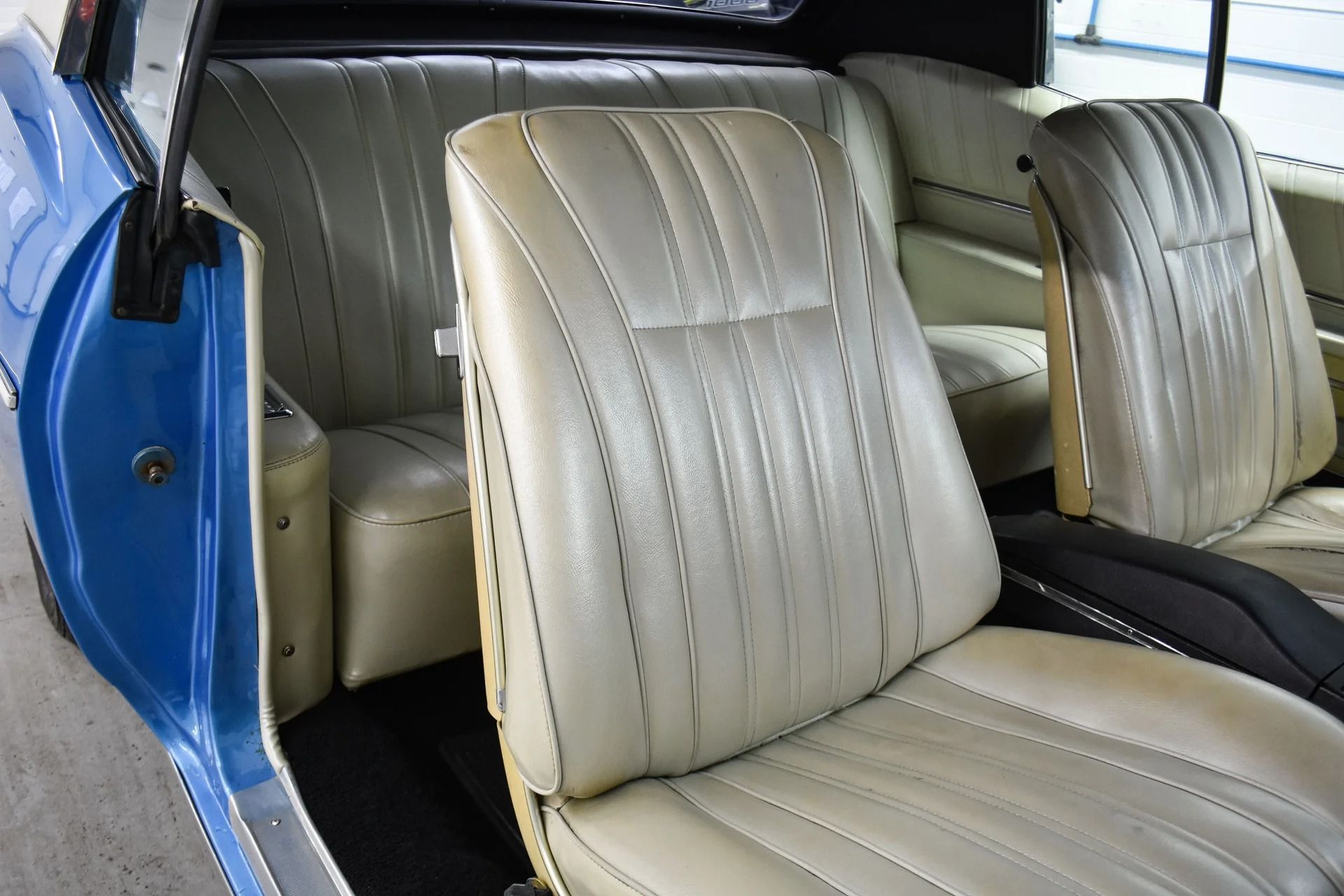 1968 CHEVROLET IMPALA - Image 104