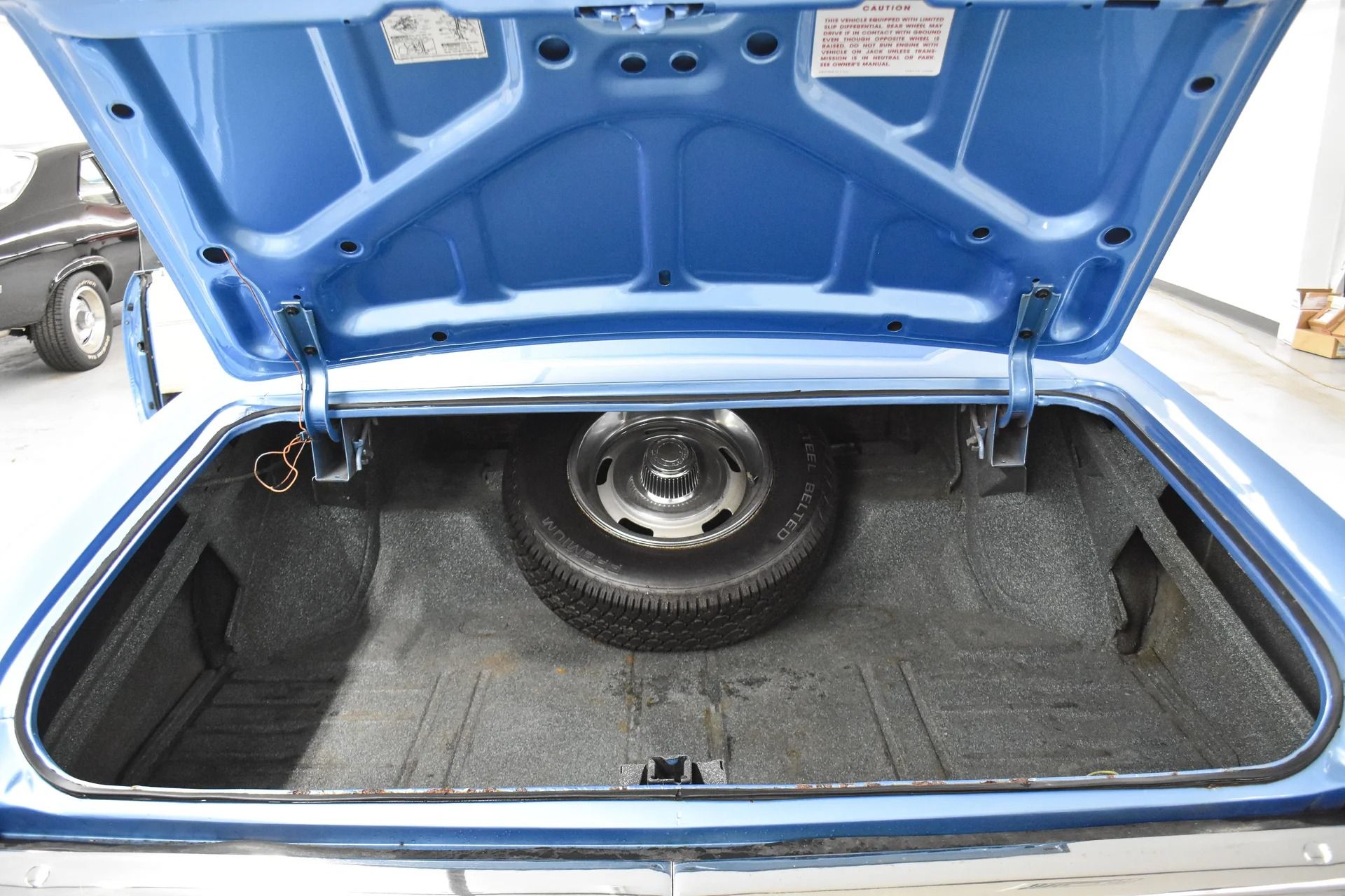 1968 CHEVROLET IMPALA - Image 10