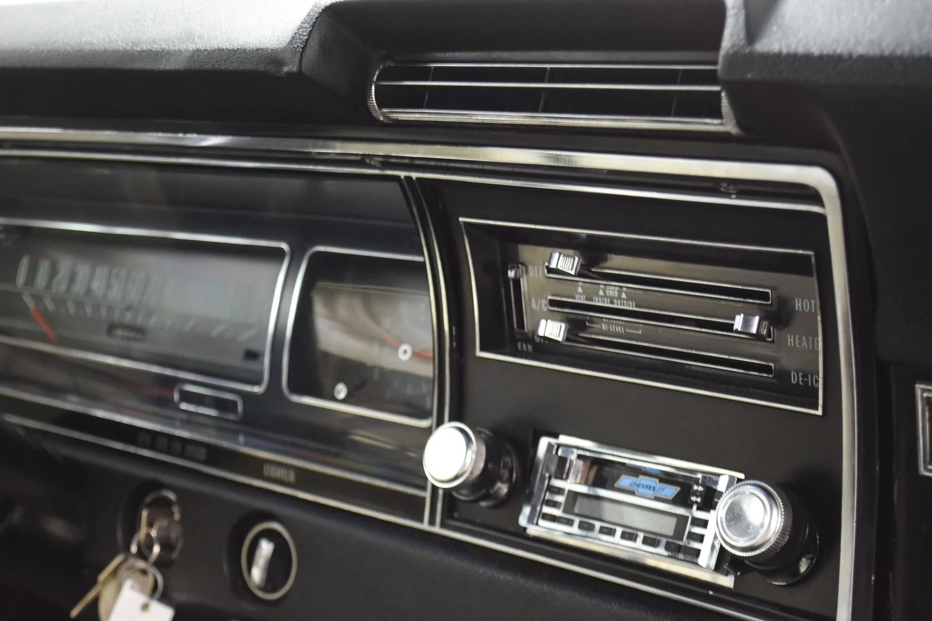 1968 CHEVROLET IMPALA - Image 112