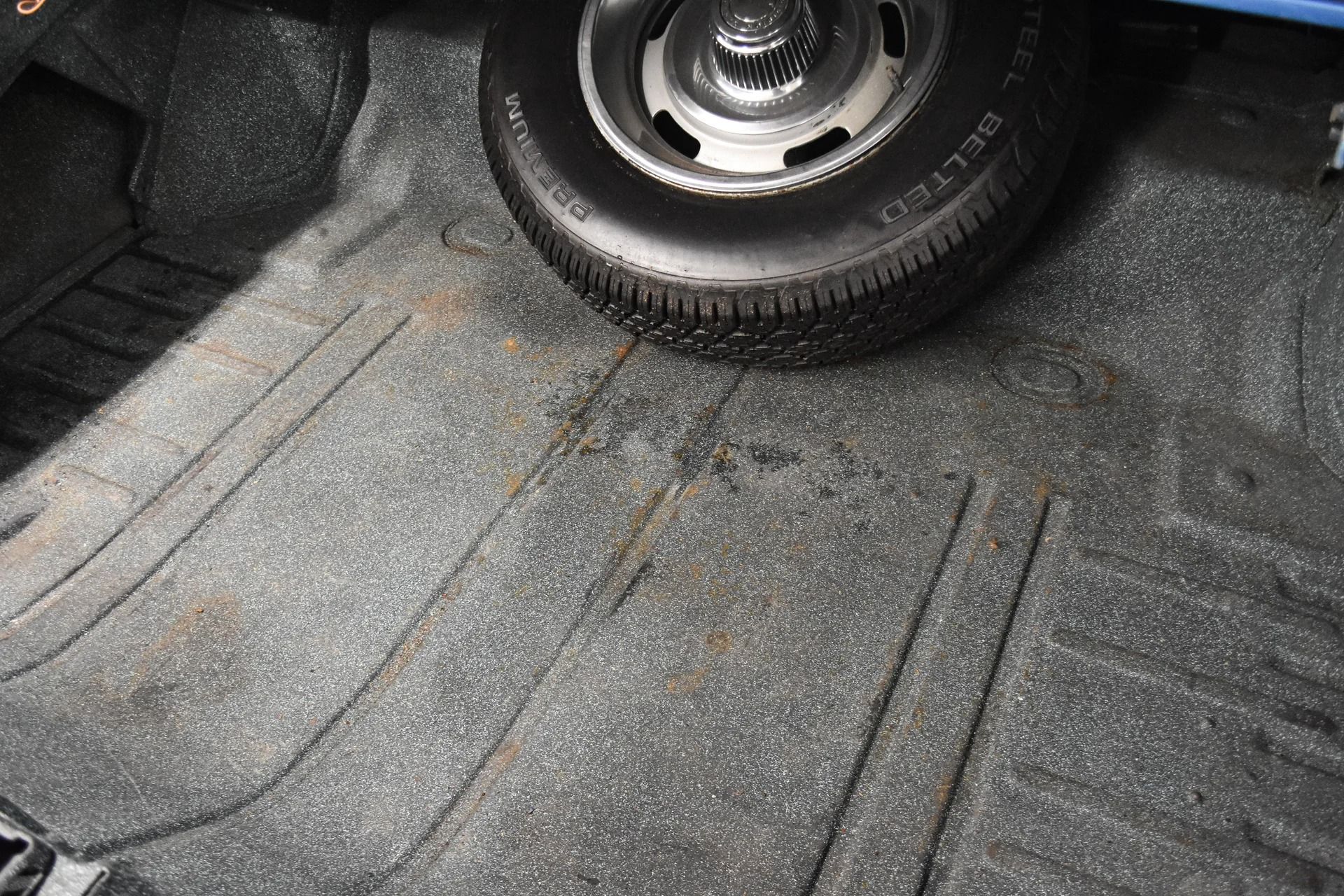 1968 CHEVROLET IMPALA - Image 14