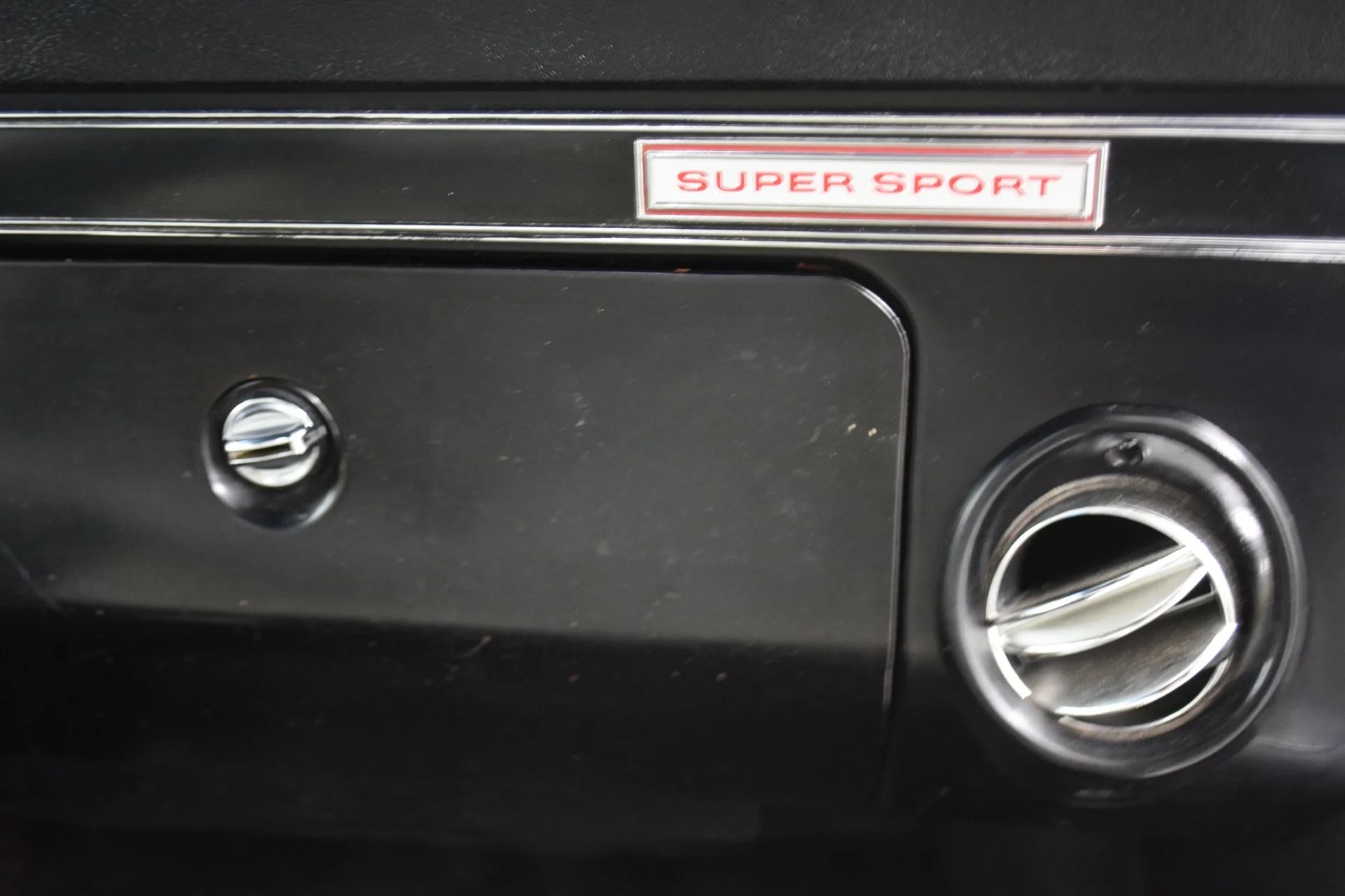 1968 CHEVROLET IMPALA - Image 23