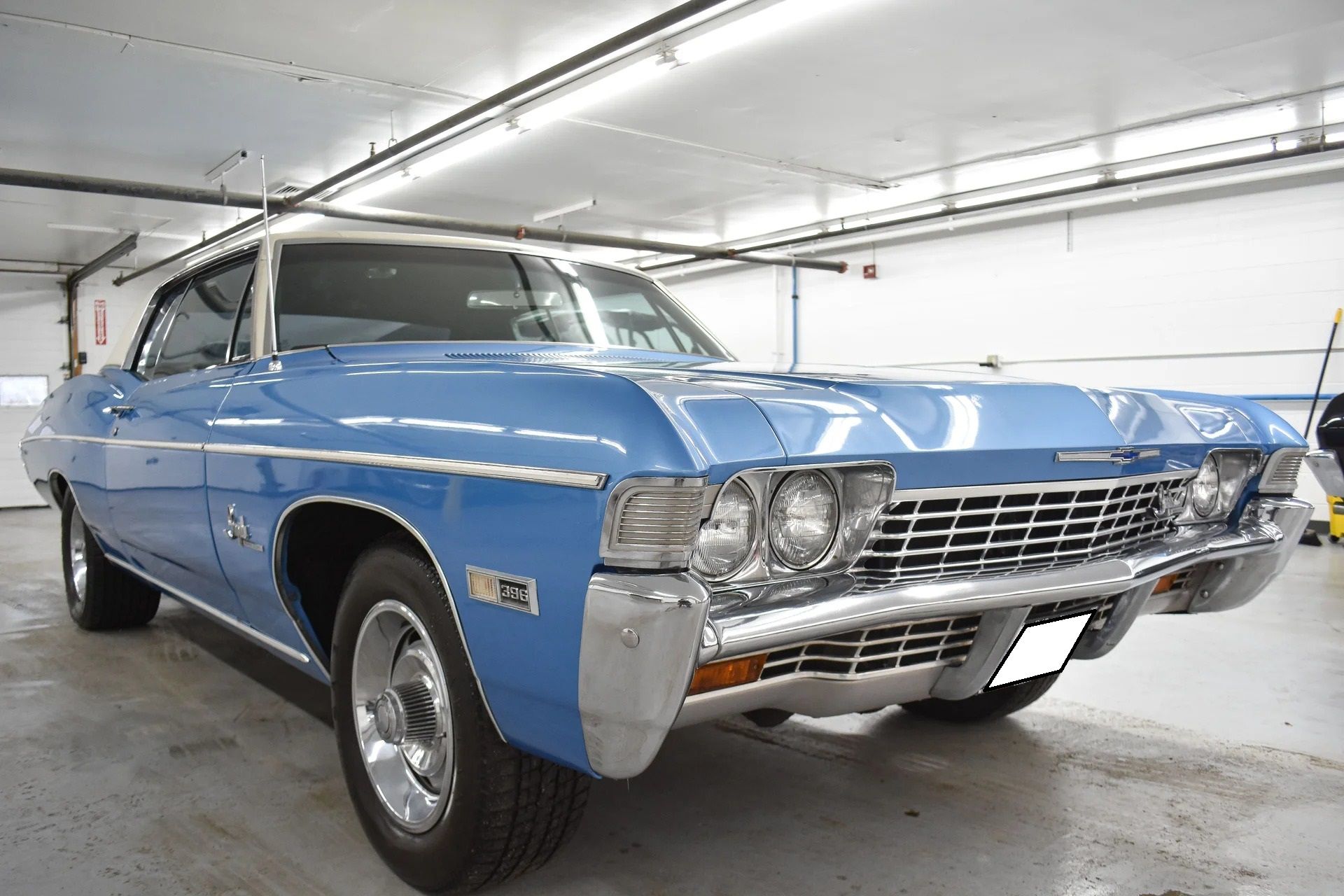 1968 CHEVROLET IMPALA - Image 38